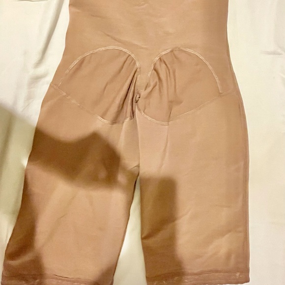 Lipo 360 BBL Compression Garments, Post Partum and Post Surgery Girdle, Faja - Picture 6 of 8